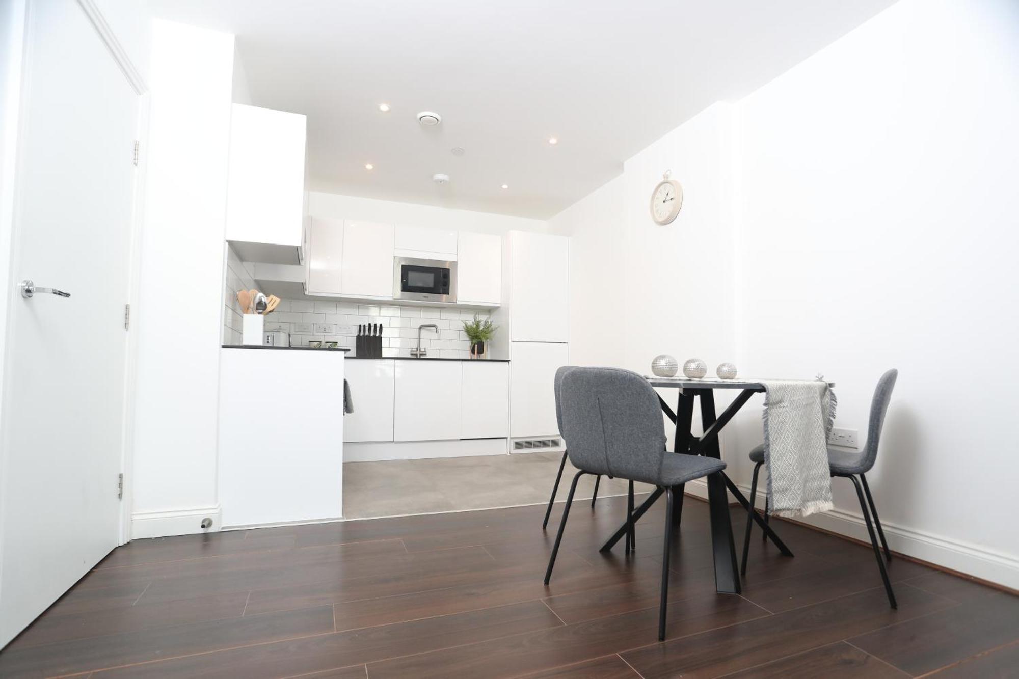 Luxury Apartments In Central Watford Watford  Exterior photo