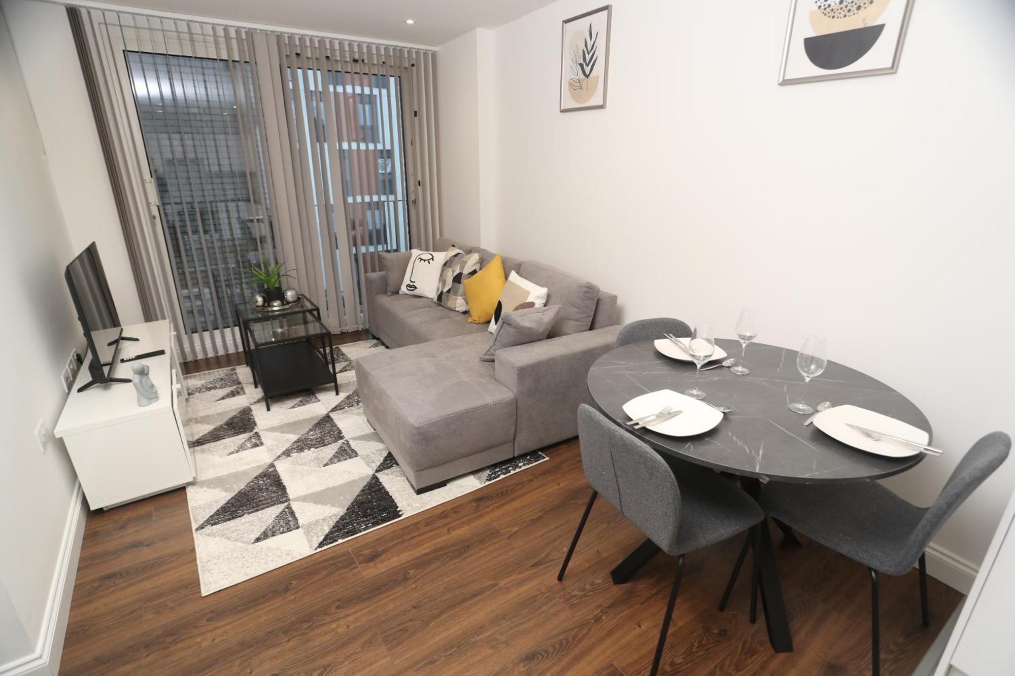 Luxury Apartments In Central Watford Watford  Exterior photo